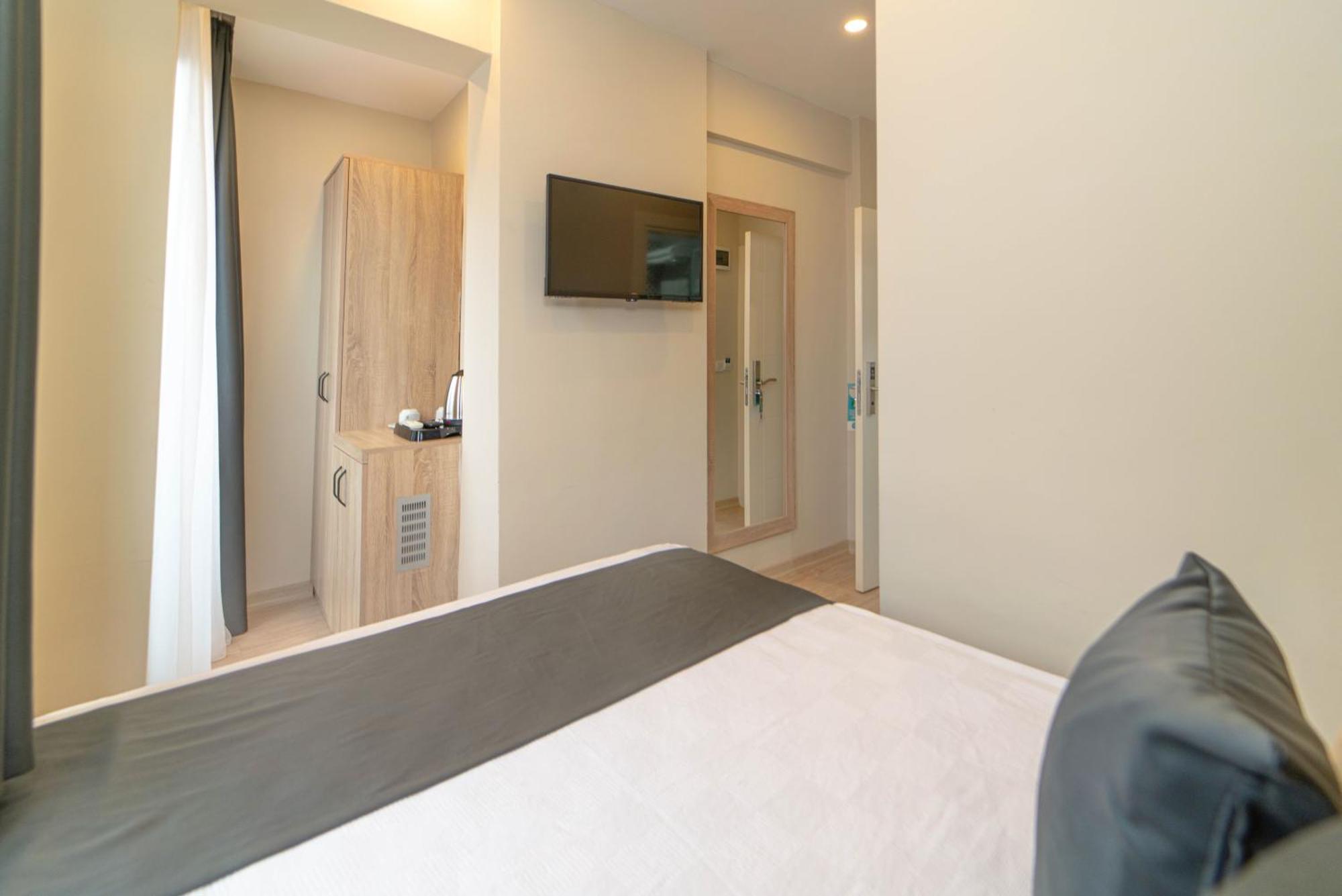 Deniz Boutique Hotel อันตัลยา ภายนอก รูปภาพ