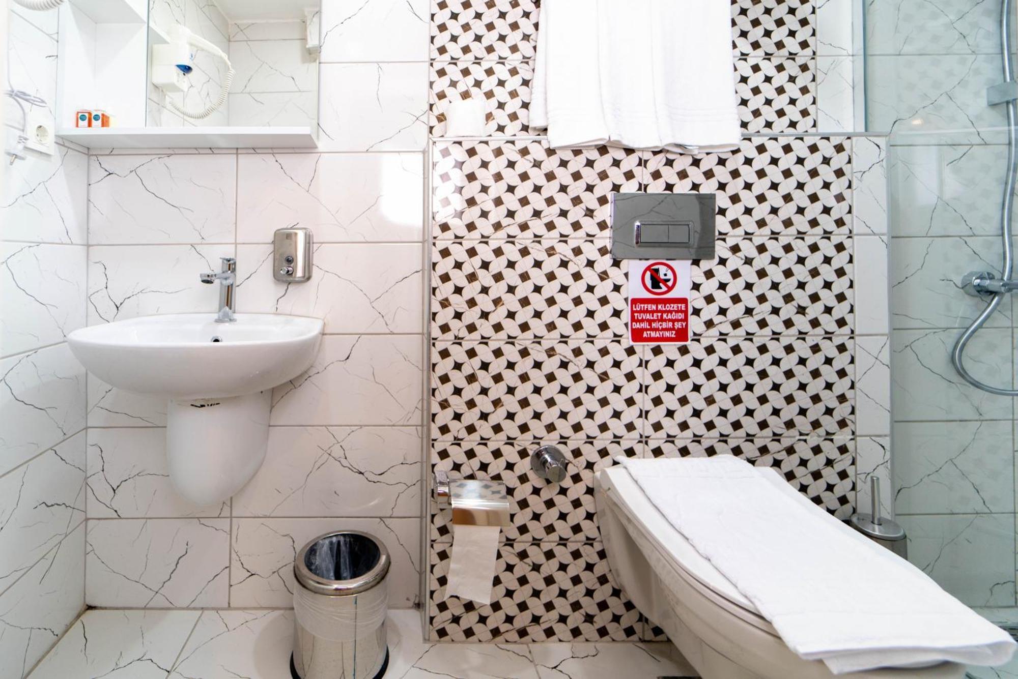Deniz Boutique Hotel อันตัลยา ภายนอก รูปภาพ